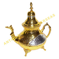 Samovar en laiton doré d'inspiration vintage marocaine/traditionnelle, avec support en métal orné, motif floral gravé, fait main