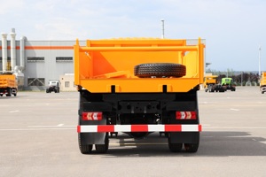 Camion benne léger diesel Shacman X9 4x2 6 roues, capacité de charge 10 tonnes - Product Image 4
