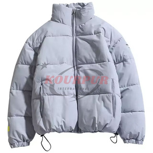 Veste matelassée pour homme de haute qualité, disponible en différentes couleurs, avec fermeture éclair et poches, à prix raisonnable - Product Image 2