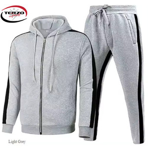 Terzo Sports Custom Unisex Gym Training Track Suits Chándal de jogging de alta calidad para adultos para la temporada de invierno - Product Image 2