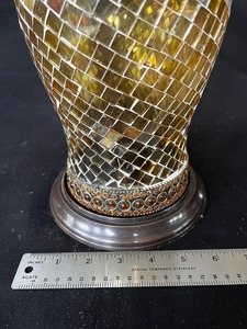 Tarros de cristal modernos para velas de Navidad con tapas metálicas transparentes ámbar, mosaico iridiscente personalizado, cera de abejas, 4oz 8oz, con tapa de madera - Product Image 6