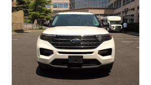 Coche usado Seminuevo Certificado 2022 F ord Explorer XLT 4WD - Product Image 3