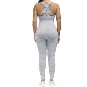Conjunto de Yoga de 3 Piezas de Alta Calidad con Logotipo Frontal, Cintura Alta, Estampado de Serpiente, Personalizado para Mujer, Ropa Deportiva de Gimnasio, Secado Rápido - Product Image 4