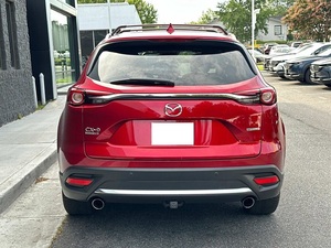 Mazda-Caja de cambios automática/manual Signature AWD, dirección izquierda, entrega de puerta a puerta, tipo Coupe - Product Image 2