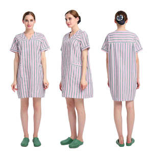 Traje de enfermería unisex reutilizable, bata de hospital de tamaño mediano a XL con mangas cortas, bata de paciente para uso médico de maternidad - Product Image 1