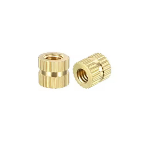 Écrou d'insertion d'expansion moleté en laiton Écrou d'insertion en laiton disponible au prix d'usine en gros - Product Image 1