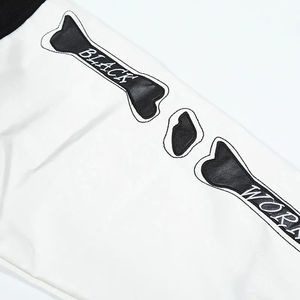 Chaqueta Varsity Estilo Skelton para Hombre, Calidad Premium, Personalizada, Cuello Alto de Lana, Mangas Largas, Cálida, Transpirable, Logotipo Frontal en Lona - Product Image 3