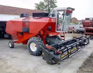 Buy Good Condition Combine Harvester Agricultural Machinery Maize Wheat Rice Grain Harvester Machine