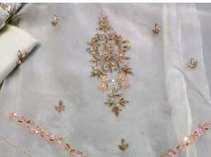 Designer moderne non cousu brodé à la main belle soie chère pour femmes Salwar Kameez Indian Fashion-Forward Party - Product Image 3