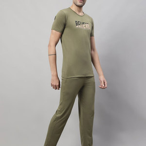 Respirant couleur unie mode Look à la mode hommes t-shirt et pantalon ensemble meilleur été porter nouvelle sortie hommes t-shirt et pantalon ensemble - Product Image 5
