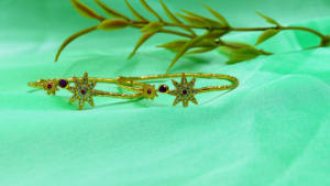 Boucles d'oreilles créoles traditionnelles en argent sterling 925 rubis blanc topaze pierres précieuses abordables à la mode style vintage - Product Image 4