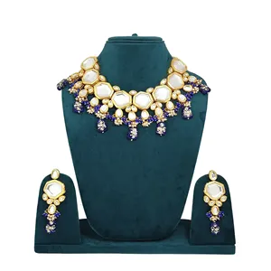 Ensemble de collier Kundan Meenakari bleu avec perles serties plaquées or, style vintage, zircon fin pour mariage ou cadeau - Product Image 1