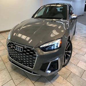 Audi S5 Sportback 2023 en parfait état - Product Image 1