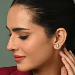 NOVAMART Fine <b>Silver</b> Damsa Real Pearl <b>Stud</b> Earrings Elegant Flower Shaped <b>Studs</b> Wholesale Export - Product Image 3