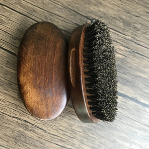 Brosse à barbe en bois MORGANS INDUSTRIES avec poils de sanglier/nylon et peigne assorti, idéale pour les voyages et respectueuse de l'environnement, pour l'entretien de la barbe - Product Image 1