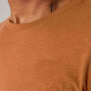 Camiseta Deportiva de Compresión para Hombre de Alta Calidad, 100% Algodón, en 10 Colores, Opciones de Ropa Deportiva Masculina, Camisetas Deportivas para Hombre - Product Image 4