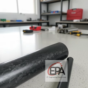 Tige noire POM de qualité supérieure 190mm x 1m matériau robuste pour l'usinage de composants industriels précis, stables et durables - Product Image 1