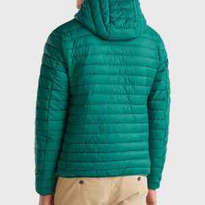 Chaqueta acolchada reflectante personalizada para hombre, repelente al agua, transpirable y diseñada para la visibilidad y la comodidad - Product Image 2