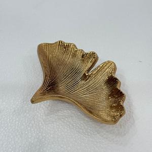 Tazón de Metal con Diseño Moderno Hecho a Mano con Forma de Hoja para Frutos Secos, Tazones Decorativos para Decoración del Hogar, Plato de Servir Antiguo para el Hogar - Product Image 5