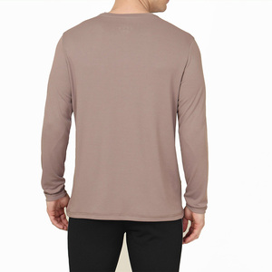 T-shirt à manches longues pour homme de qualité supérieure, col rond, coton, logo personnalisé, t-shirt à manches longues pour homme, col rond - Product Image 3