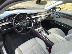 Increíble Auto Usado Audi A8 L 55 TFSI quattro Sedan 2023 - Product Image 4