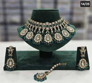Joyería más de moda para la función de la boda india CZ piedra tachonada con perla trabajo gargantilla collar conjunto pendientes y Mangtika conjunto - Product Image 2