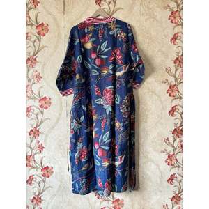 Robe élégante pour femme, faite à la main, à rayures florales, grande taille, lavable, pour fête/jour élégant/commémoration des fêtes, robe grande taille XL - Product Image 4
