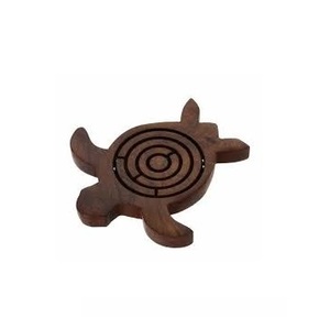 Juego de laberinto de madera hecho a mano personalizable laberinto de tortuga para niños para todas las estaciones verano invierno otoño primavera - Product Image 1