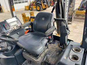 À VENDRE CHARGEUSE-PELLETEUSE JOHN DEERE 310L - Product Image 5