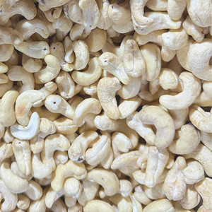 Núcleos de Anacardo Crudos de Alta Calidad, Grado W180, Secados, Santigo Vietnam, Empaque Personalizado - Product Image 1