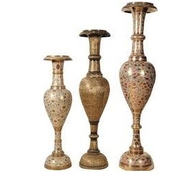 Vase à fleurs en laiton avec finition noire pour décor de table Vase à fleurs décoratif de haute qualité pour la décoration intérieure - Product Image 4