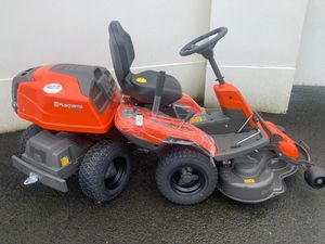 Cortacésped Husqvarna R 214TC de alta calidad con tractor de jardín - Product Image 4