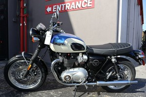 COMMANDEZ LA NOUVELLE MOTO D'AVENTURE TRIUMPHS BONNEVILLE T120 2026 - Product Image 2