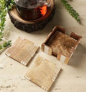 Plateau de service en bois fabriqué à la main avec des accents en résine Plaque rectangulaire décorative pour la décoration intérieure et la cuisine - Product Image 1