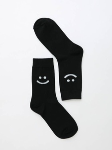 Couleur personnalisée Smile Crew Chaussettes Fun Casual Wear pour Hommes Femmes Respirant Doux Coton Impression Numérique Commande En Gros Vietnam Usine - Product Image 3