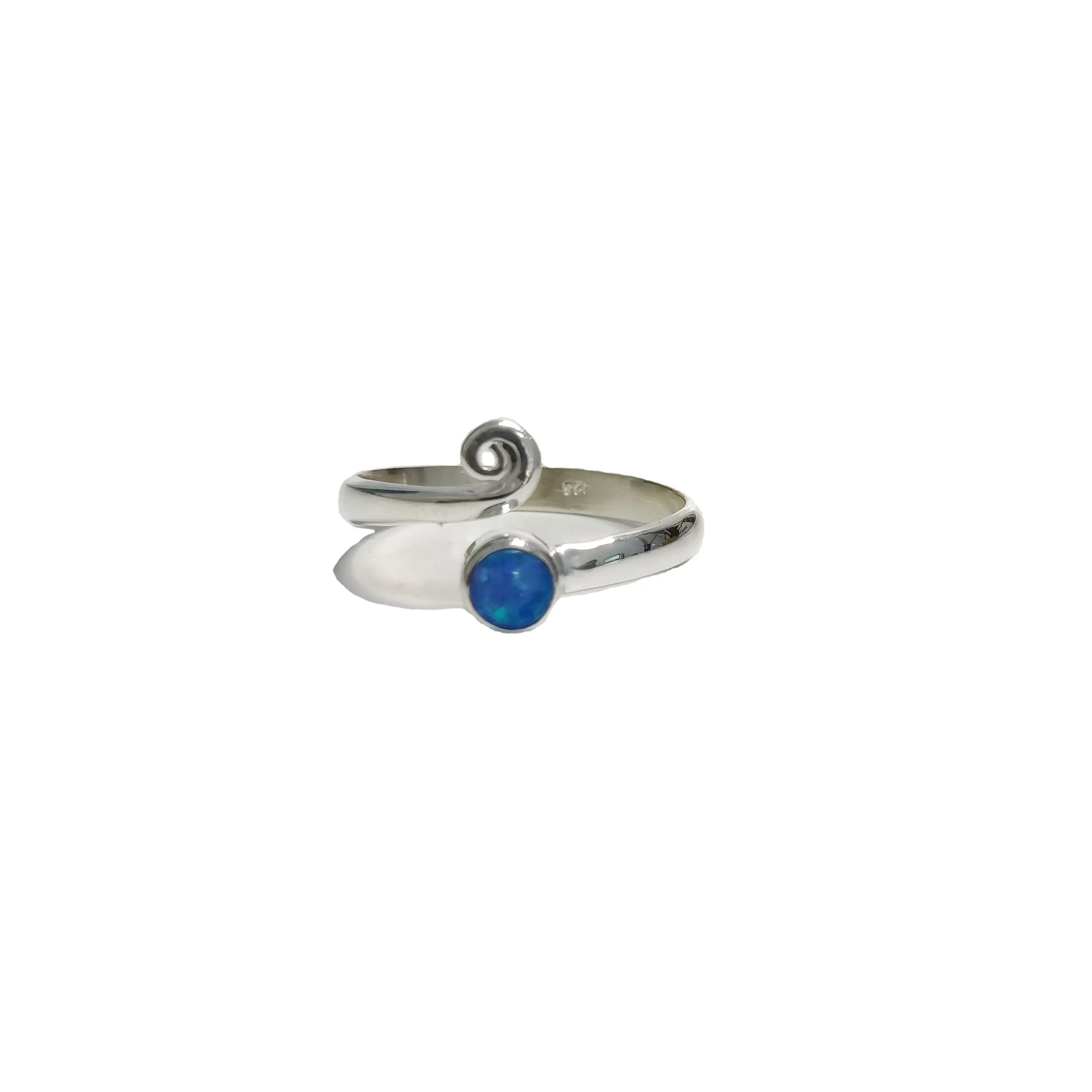 Bague en pierre d'opale bleue Bagues en argent sterling 925 grossistes d'Inde Tarifs bon marché A1 Qualité Gemstone Saisissez cette offre maintenant