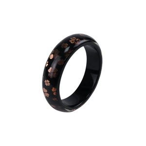Brazalete de Resina Acrílica Roja Clásica de Moda, Diseño Elegante, Joyería Unisex Moderna, Brazaletes Elegantes para Aniversario, para Mujer - Product Image 3