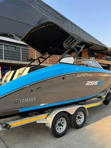 Lancha de Pesca de Aluminio Soldado de 7.5m, Yate Deportivo para Recreación - Product Image 4