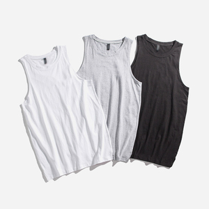 Sudadera con capucha de entrenamiento de gimnasio personalizada para mujer Sudadera de algodón con lavado ácido con diseño sin mangas y decoración de insignias - Product Image 5