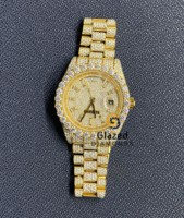 Montre mécanique automatique élégante pour homme en acier inoxydable, entièrement sertie de moissanite et de diamants baguette, avec grand cadran et lunette sertie.