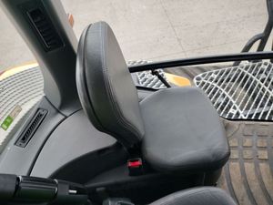 Tractor de Ruedas MAVERICK MT865E 2017, 210HP, 4WD, Alta Productividad, Color Verde, Transmisión por Engranajes - Product Image 3