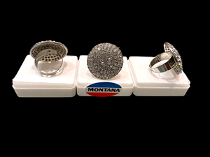 Elegante anillo de diamantes americano con baño de plata y oro perfecto para ocasiones especiales y accesorios de joyería de uso diario - Product Image 5