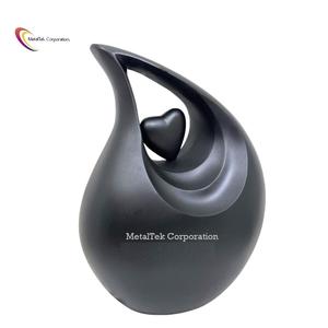 Fabricant des urnes de crémation pour adultes les plus demandées Finition mate Conception de cœur en forme de larme Fournitures funéraires Urnes décoratives en forme de larme - Product Image 2