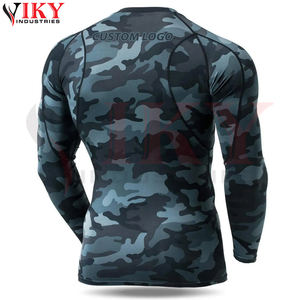 เสื้อคอมเพรสชั่นน้ำหนักเบาคุณภาพดี ทันสมัยสำหรับผู้ชาย เสื้อผ้า MMA ฟิตเนส ลายพิมพ์ดิจิทัล เสื้อรัดกล้ามเนื้อสำหรับเล่นกีฬา - Product Image 2