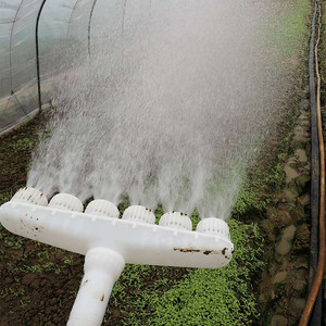 Irrigatore Rotante a Ingranaggi da 1 Pollice/1,5 Pollici in Plastica, Comodo e Versatile, per Irrigazione di Serre e Ortaggi - Product Image 1