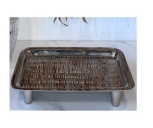 Bandeja de Servir de Acero Inoxidable de Diseño Exclusivo en Color Dorado, Redonda, con Patas, a Precios Accesibles - Product Image 2