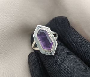 Anillo de plata esterlina de corte hexagonal de amatista 925 natural al por mayor, joyería de piedras preciosas para mujer, ajuste de bisel de rodio para bodas - Product Image 3