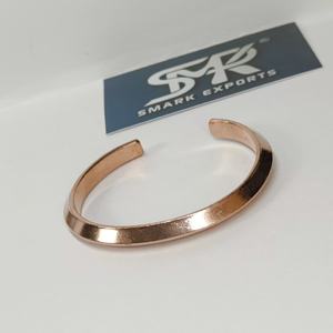 Bracelet jonc ouvert en cuivre élégant, traditionnel et minimaliste, fait main, réglable, léger, unisexe, pour le quotidien et les cadeaux - Product Image 4
