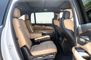 2025 Cadillac Escalade IQ Sport 2 Gasolina, Bajo Kilometraje - Product Image 5