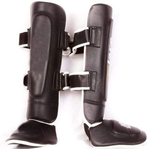 Espinilleras de Cuero de Alta Calidad para Muay Thai, Kickboxing, MMA, Combate y Entrenamiento - Product Image 2
